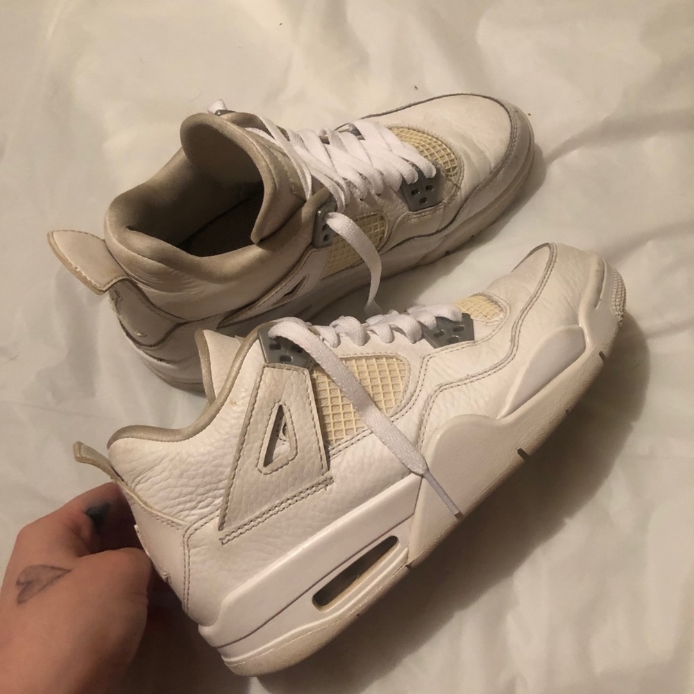 JORDAN 4 RETROS ‘PURE MONEY’